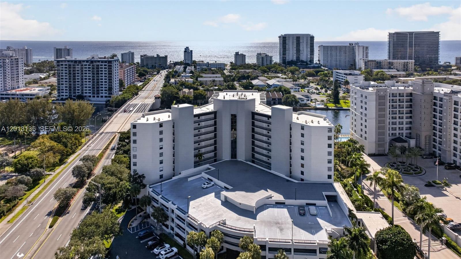 VOYAGER CONDO - Residential