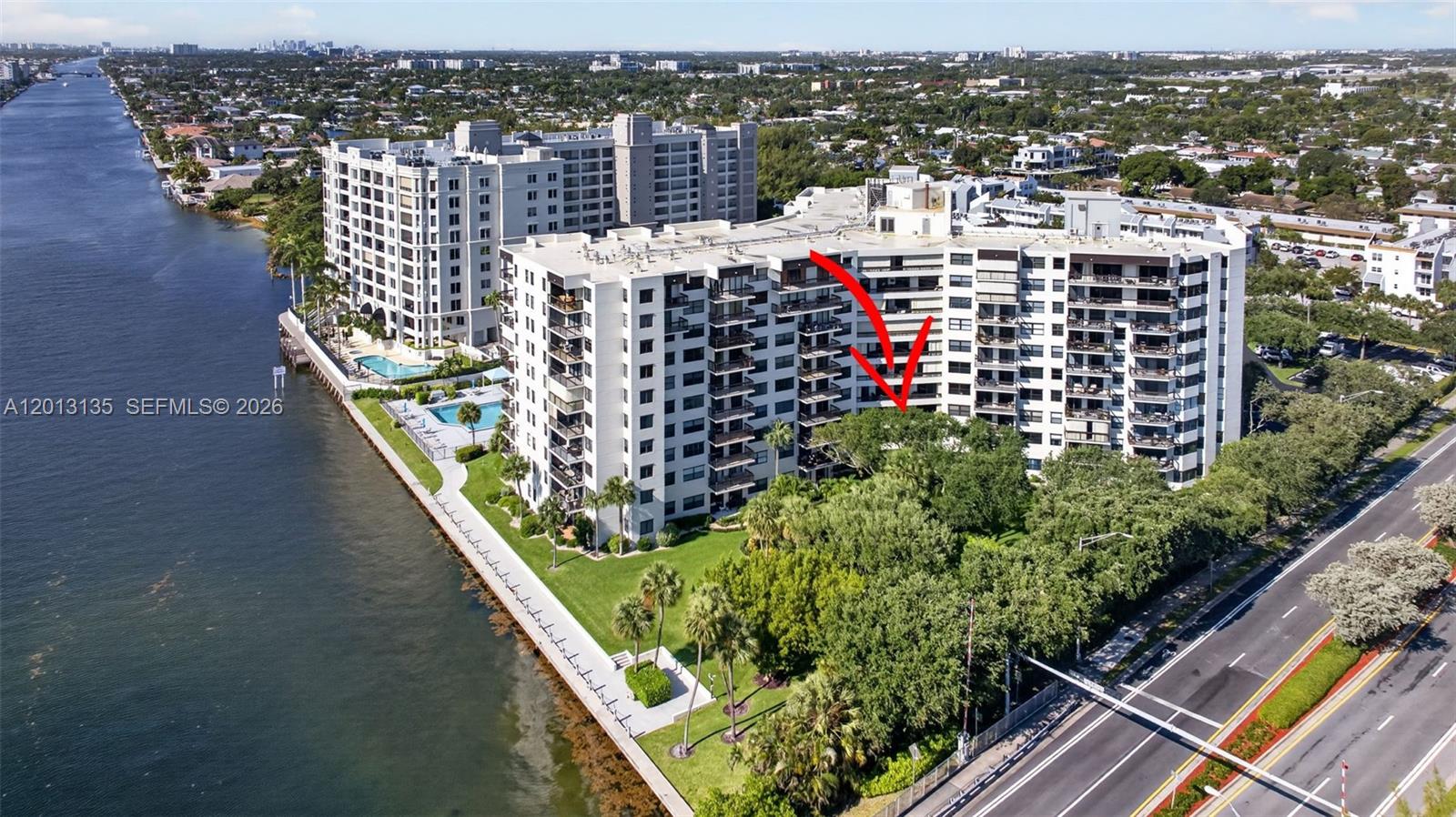 VOYAGER CONDO - Residential
