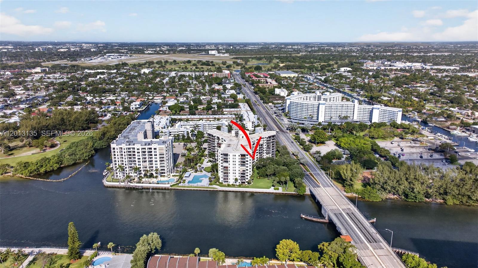 VOYAGER CONDO - Residential