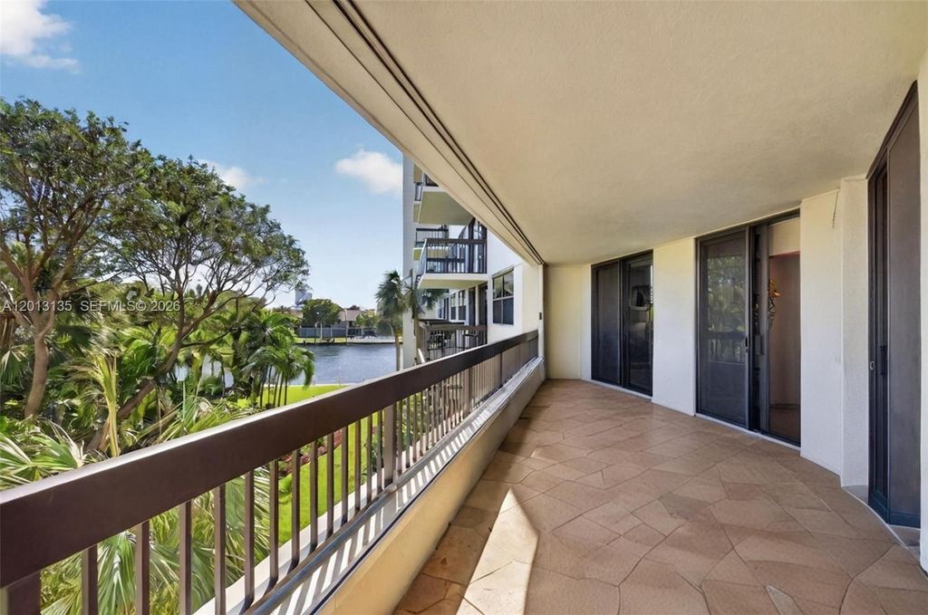 Photo of 2900 NE 14th St Causeway #304, Pompano Beach, FL 33062 (MLS # A12013135)
