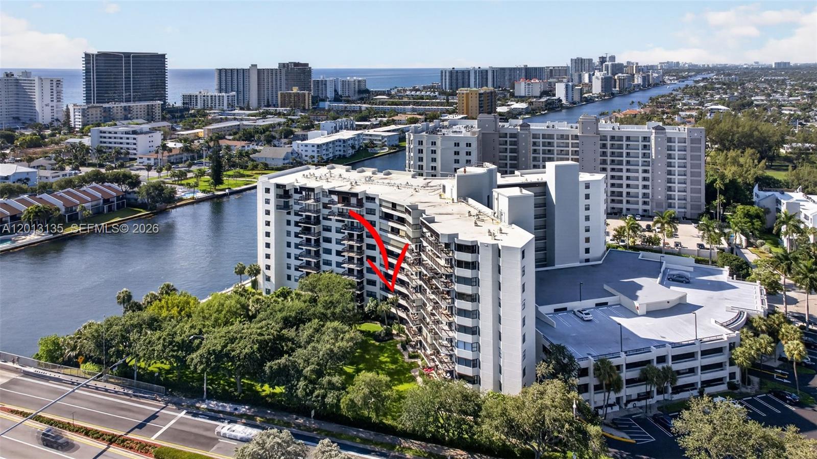 VOYAGER CONDO - Residential
