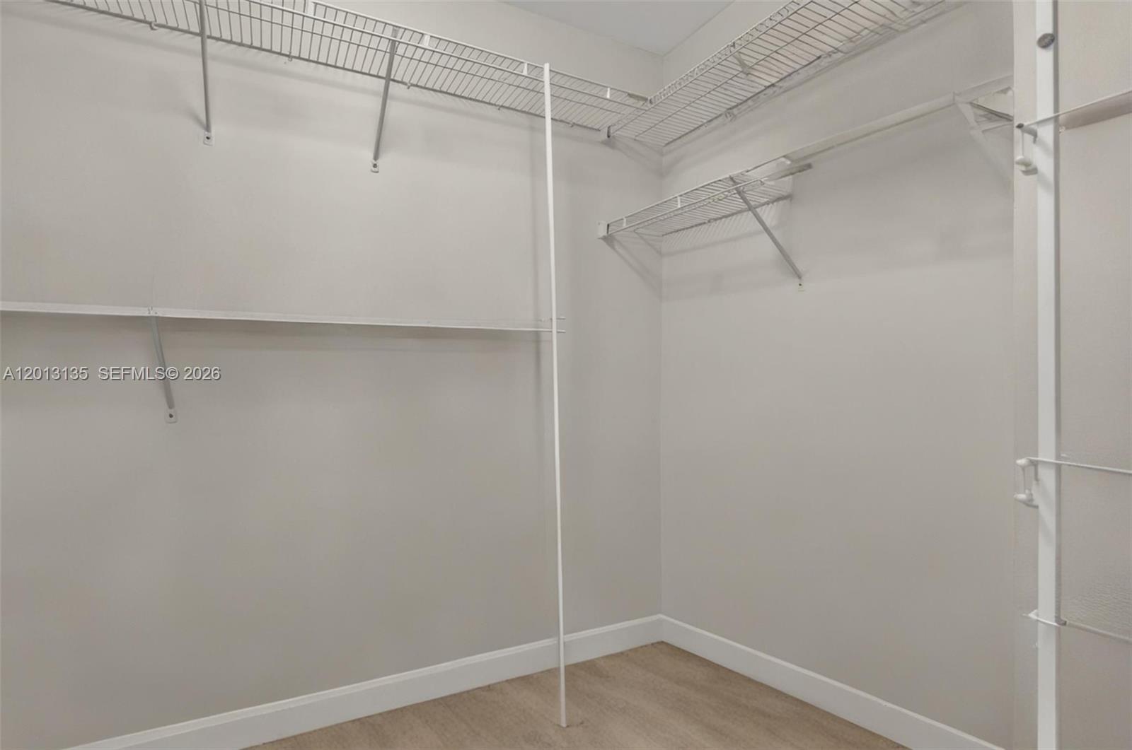 VOYAGER CONDO - Residential
