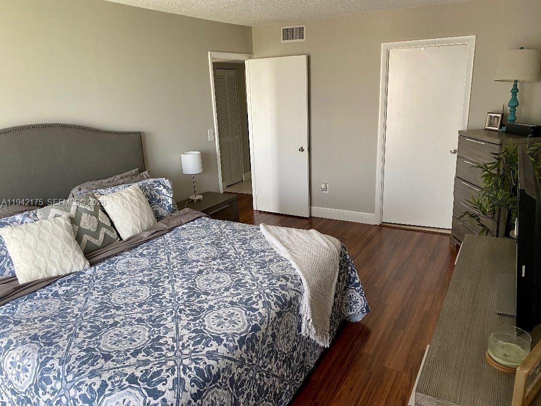 MONTECARLO CONDO - Residential Lease