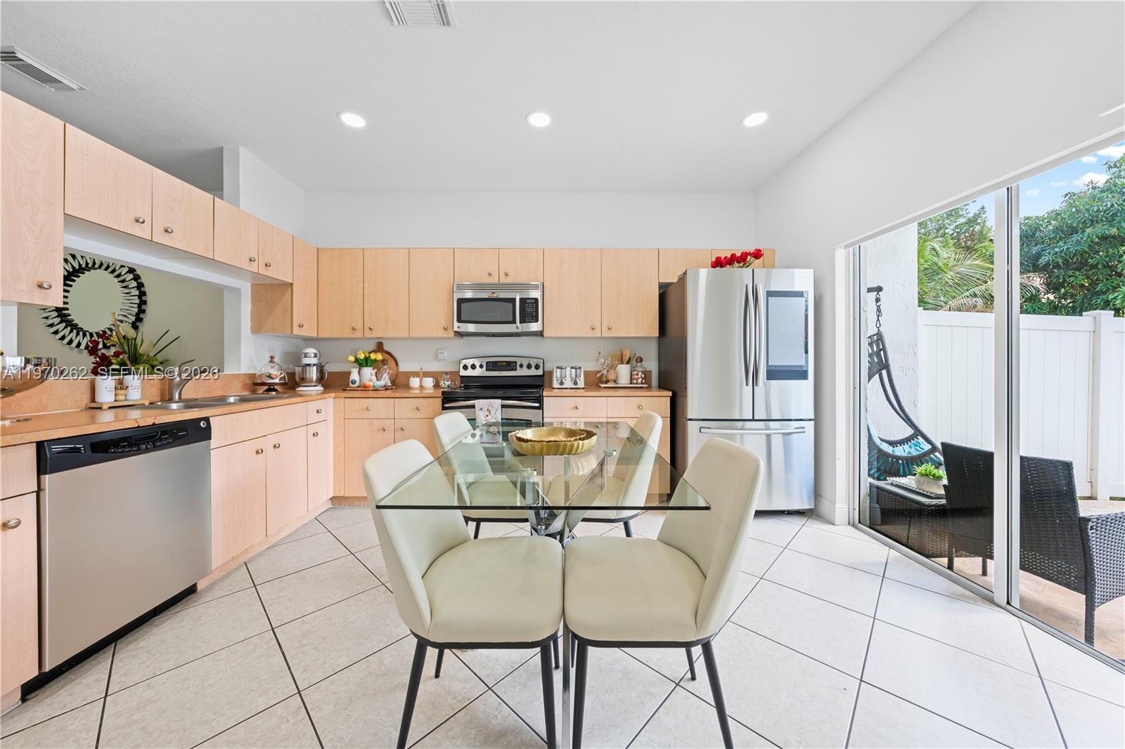 REPLAT OF PORTION OF M P - Residential