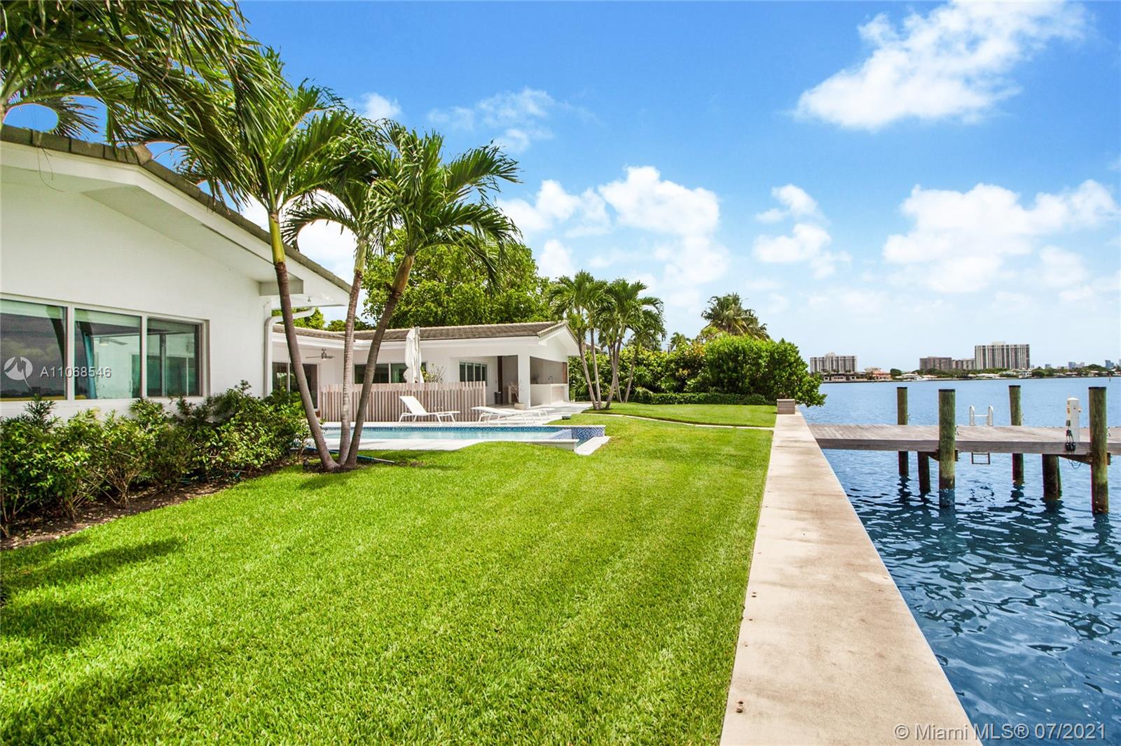 MIAMI SHORES BAY VIEW - Residential