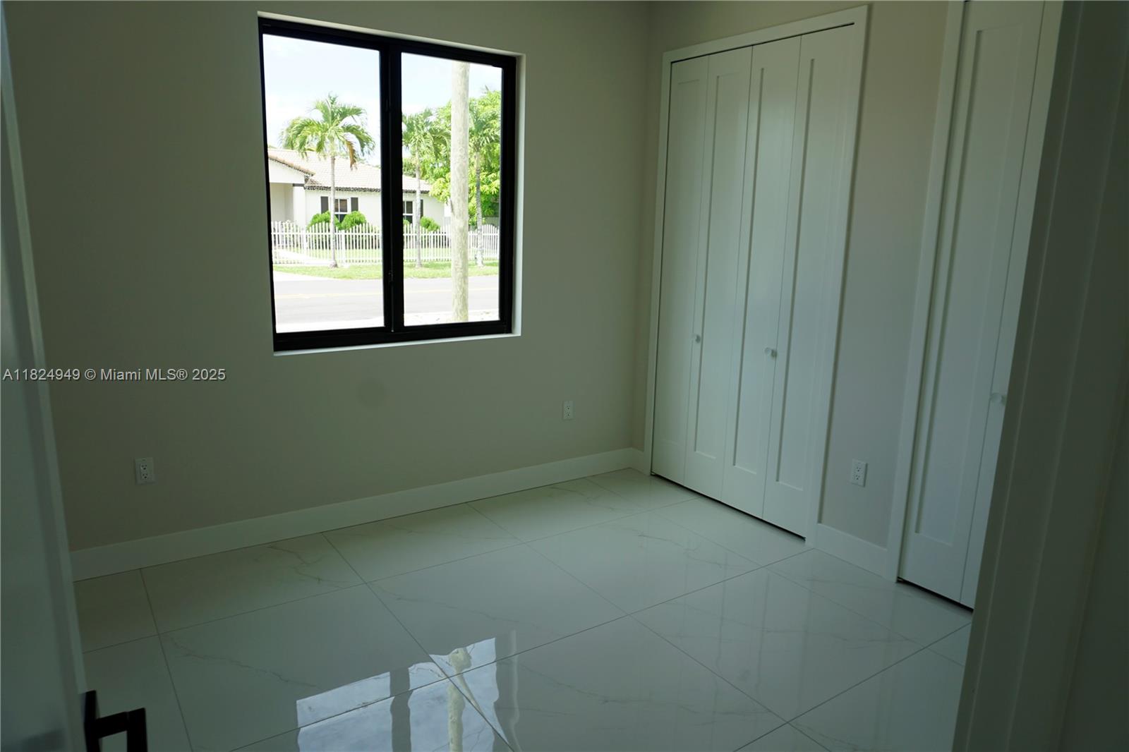 OAK SHIRE HOMES - Residential