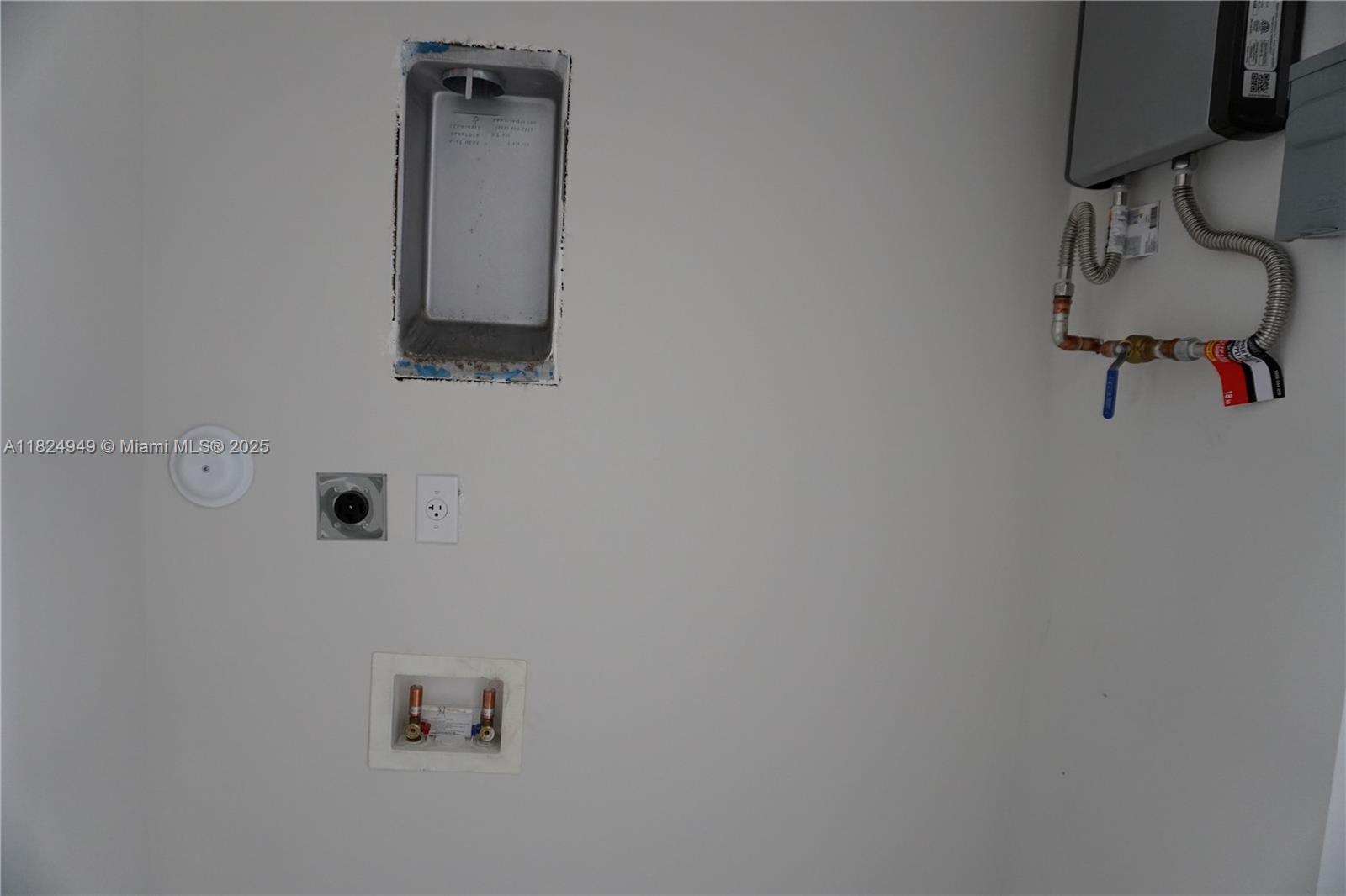 OAK SHIRE HOMES - Residential