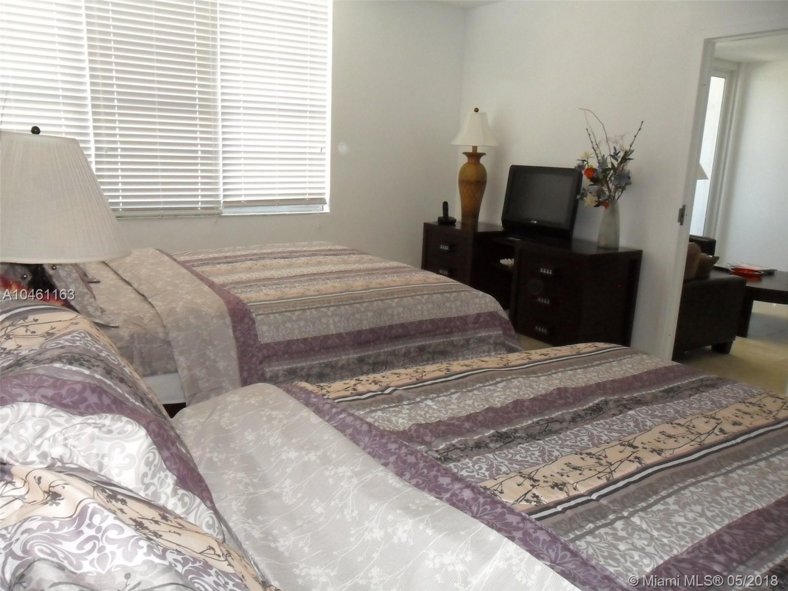 THE DECOPLAGE CONDO - Residential Lease