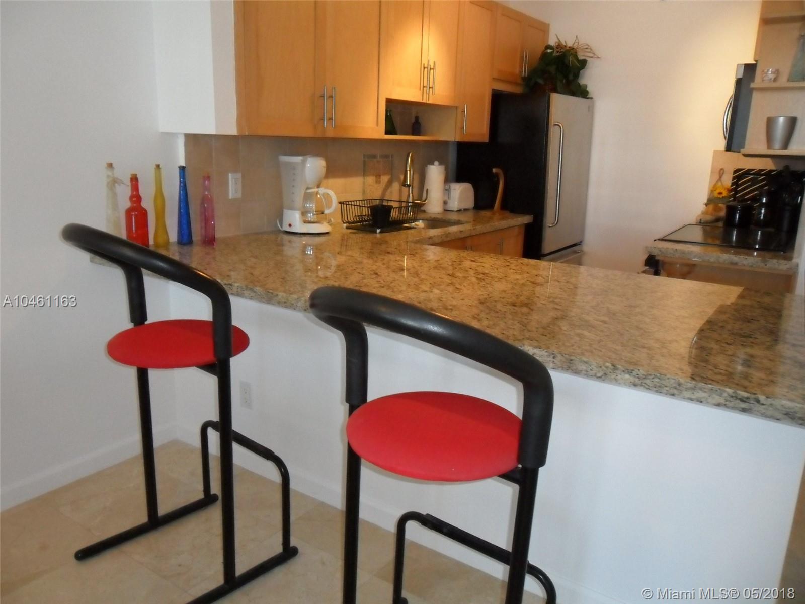 THE DECOPLAGE CONDO - Residential Lease