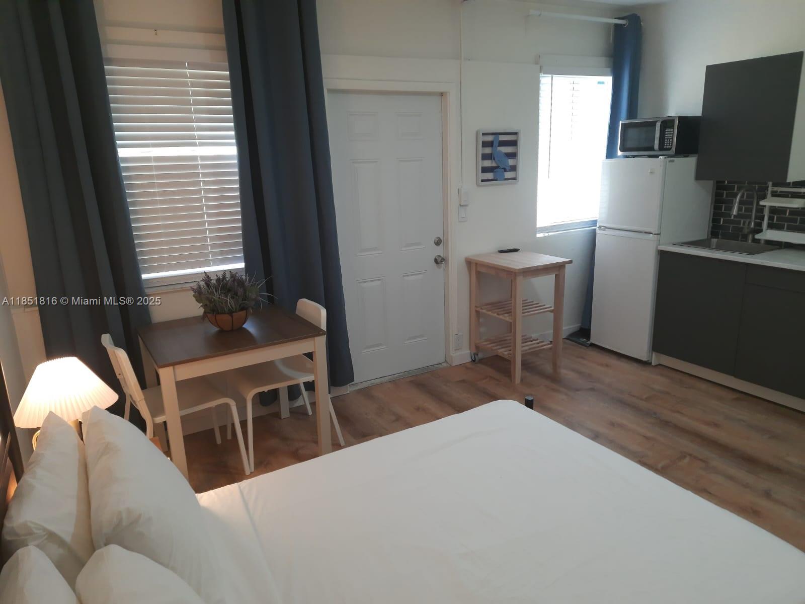 ATLANTIC LAWNS - Residential Lease