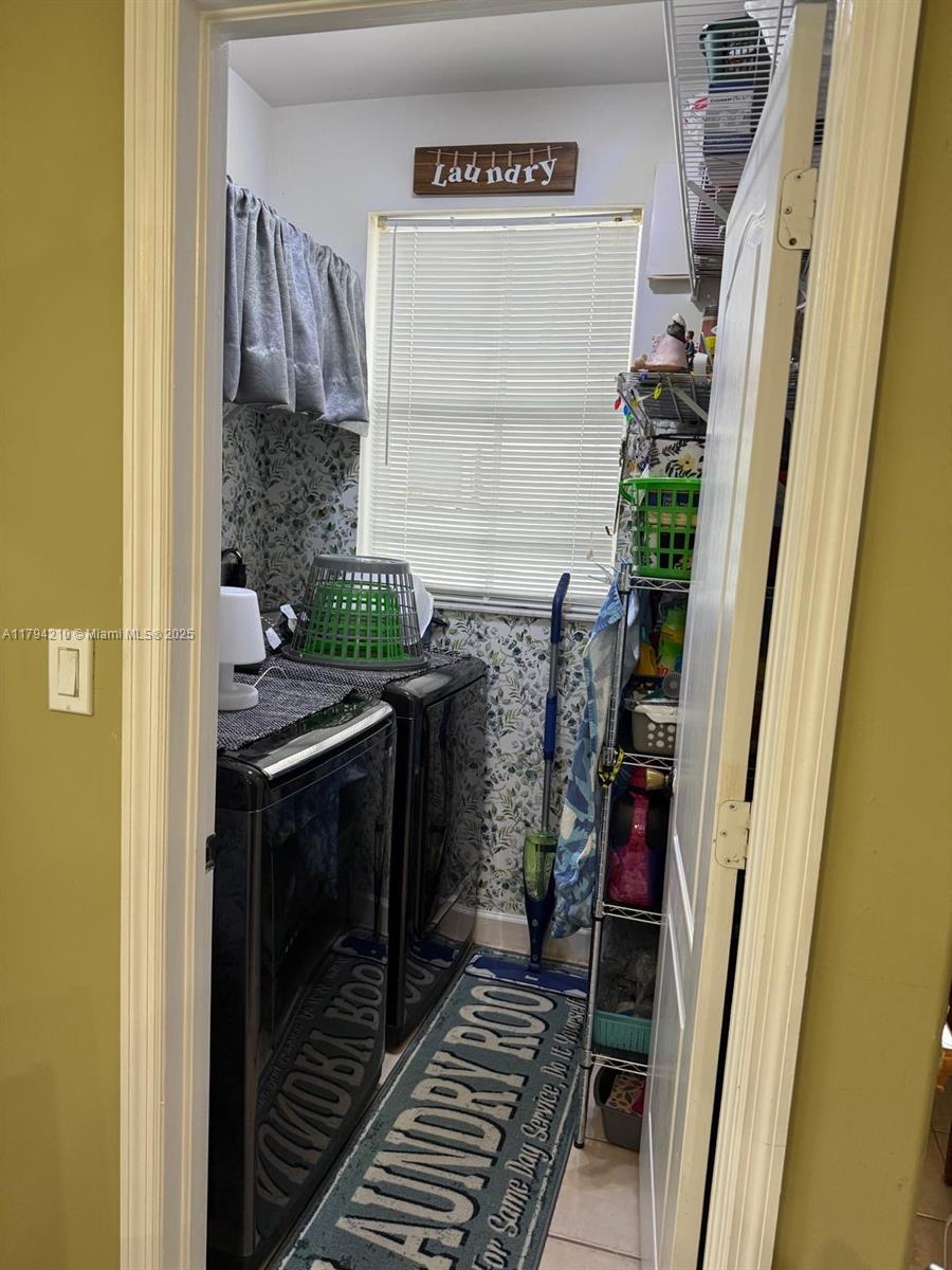 SHOMA HOMES AT TAMIAMI IV - Residential