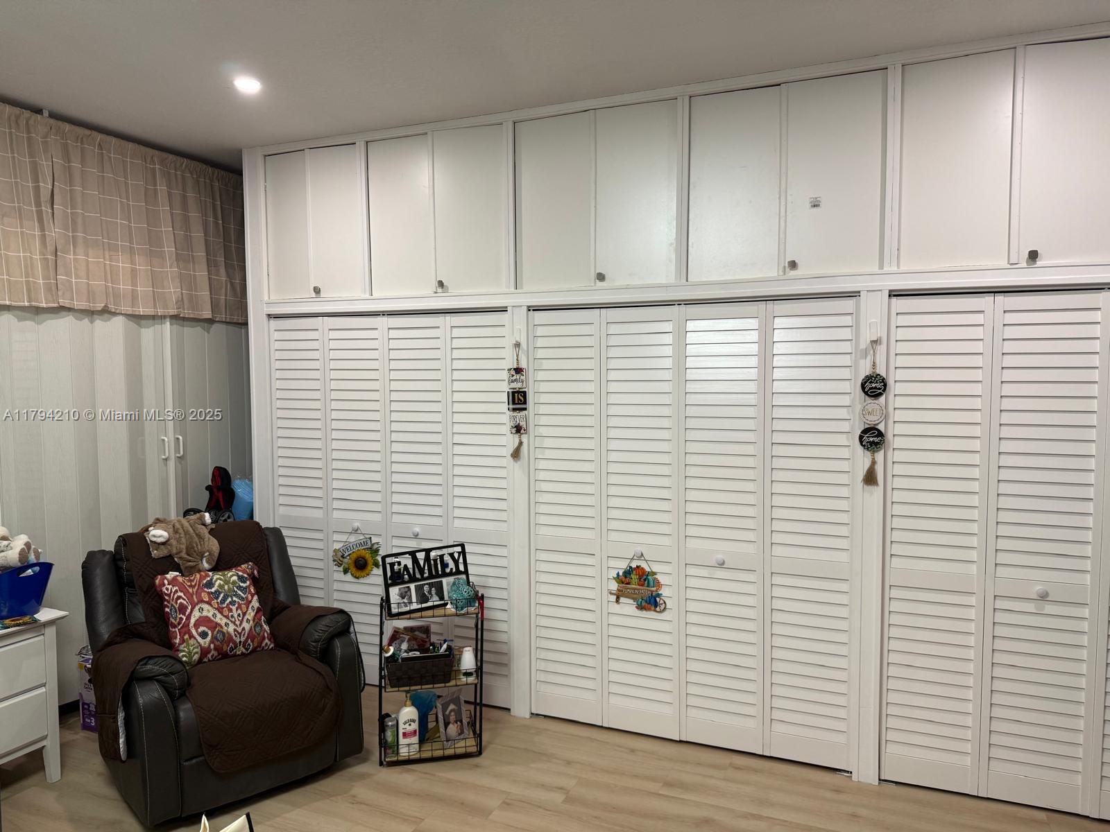 SHOMA HOMES AT TAMIAMI IV - Residential