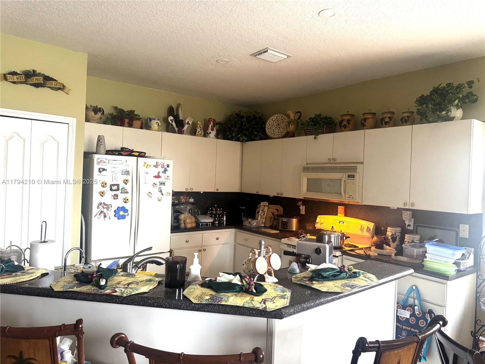 SHOMA HOMES AT TAMIAMI IV - Residential