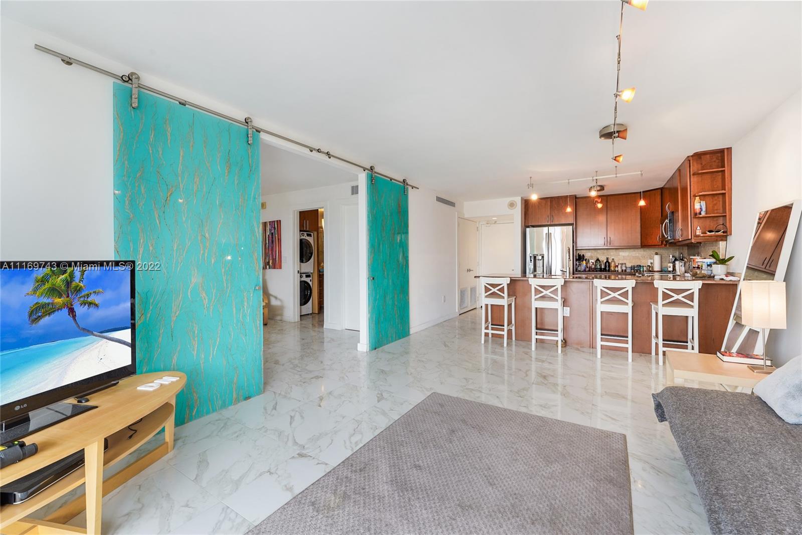 OCEAN POINT CONDO - Residential