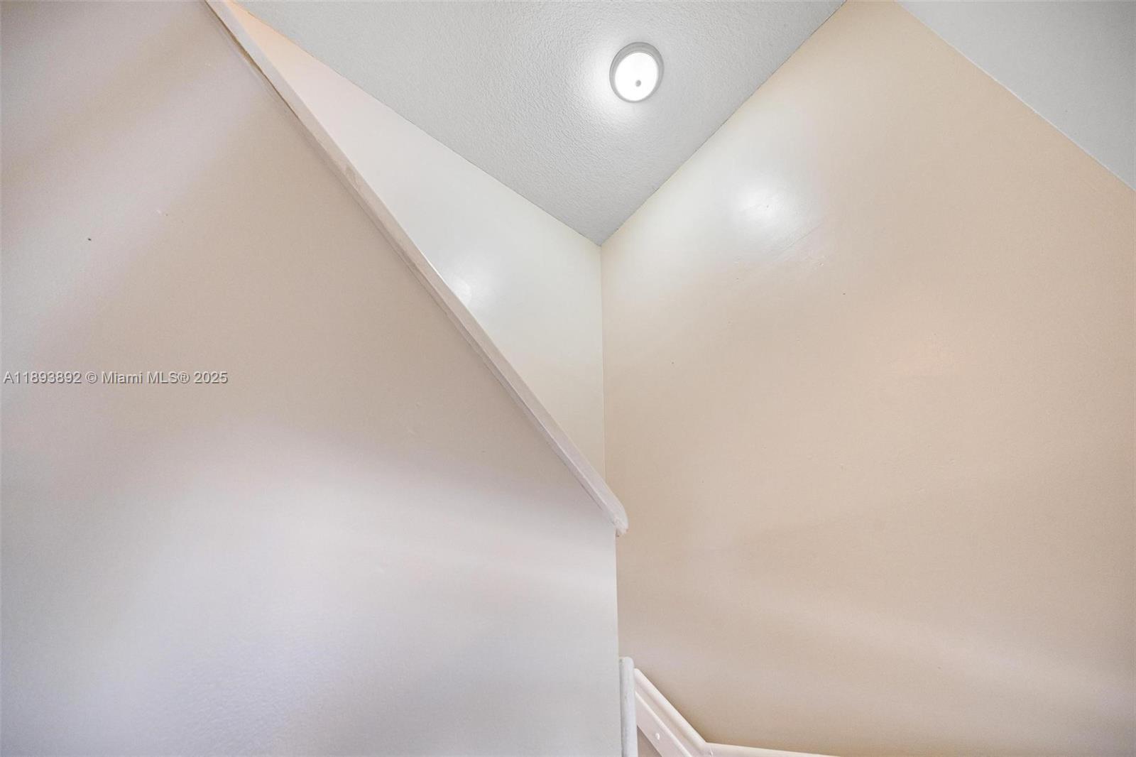 VENETIA GROVE - Residential