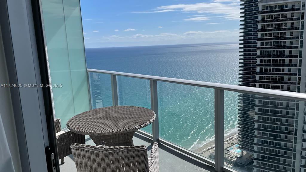 4111 SOUTH OCEAN DRIVE CO - Residential