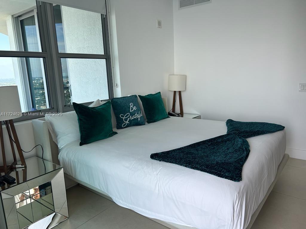4111 SOUTH OCEAN DRIVE CO - Residential