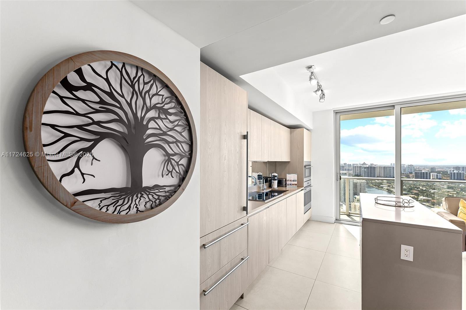 4111 SOUTH OCEAN DRIVE CO - Residential