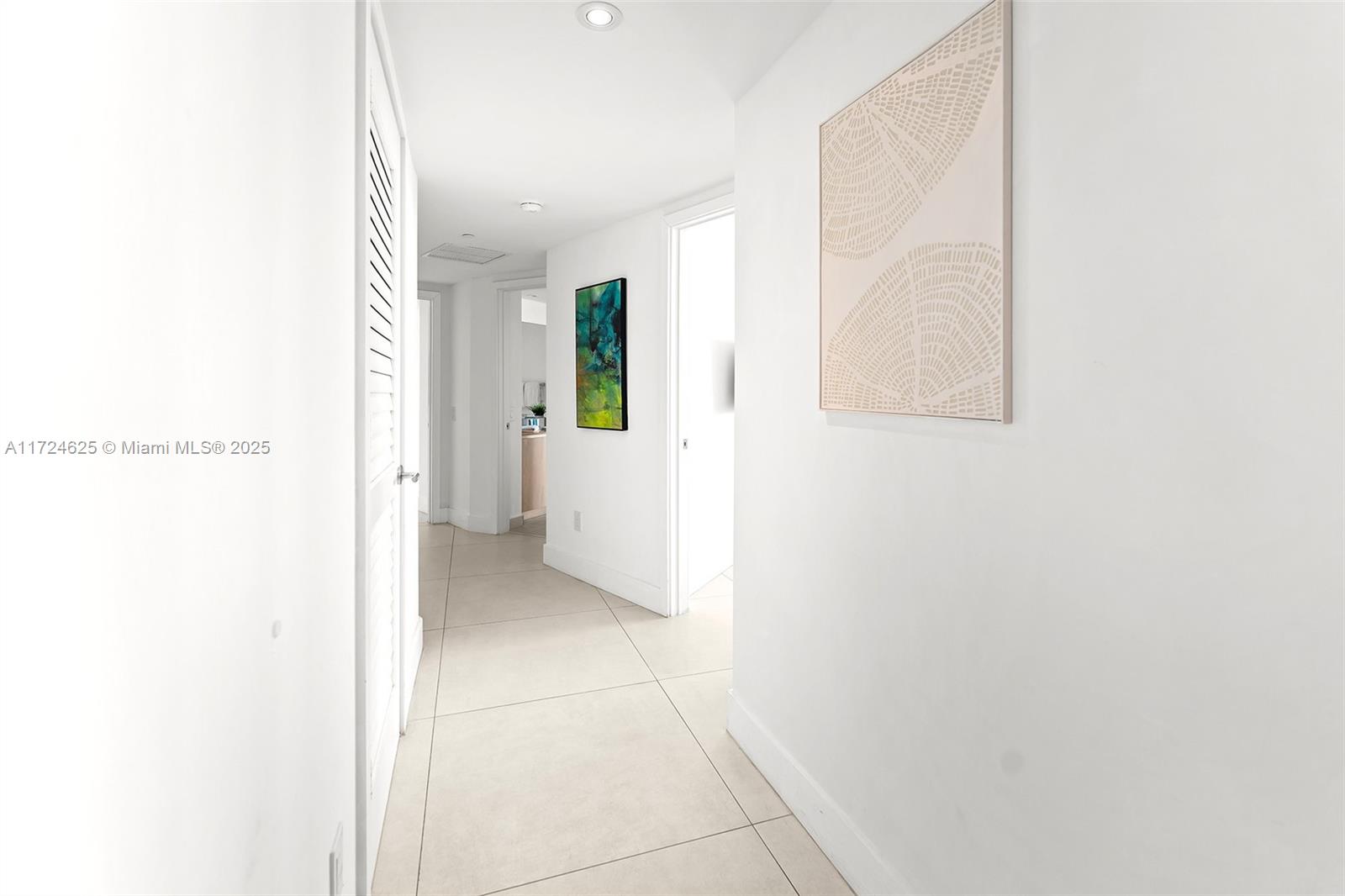 4111 SOUTH OCEAN DRIVE CO - Residential