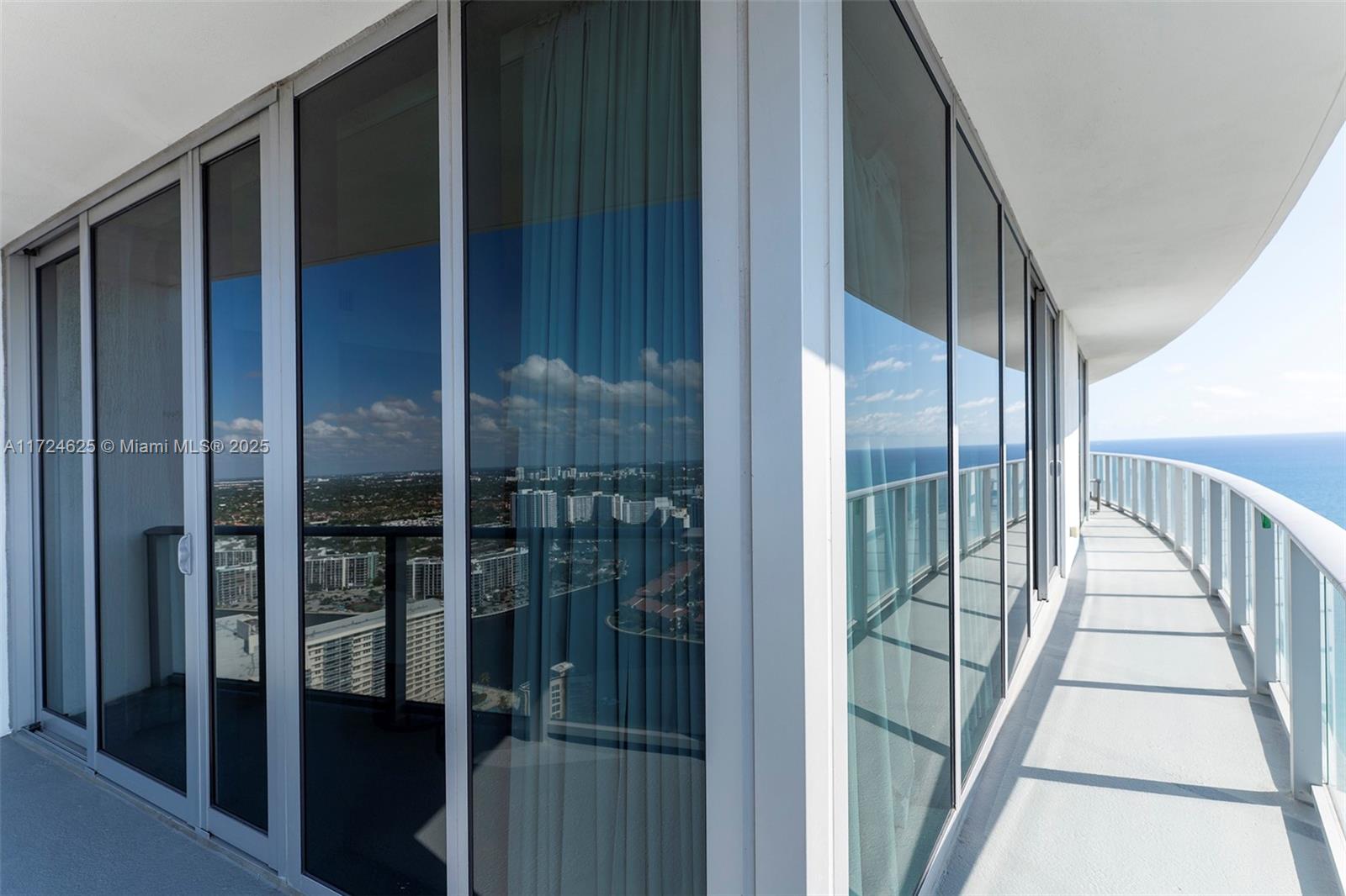 4111 S Ocean Dr 3511