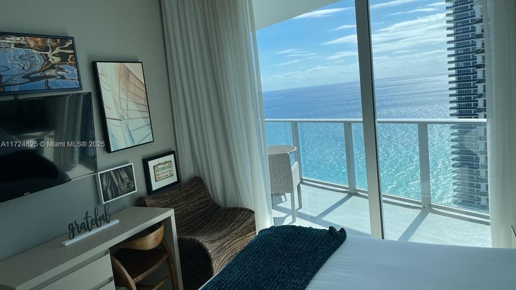 4111 SOUTH OCEAN DRIVE CO - Residential