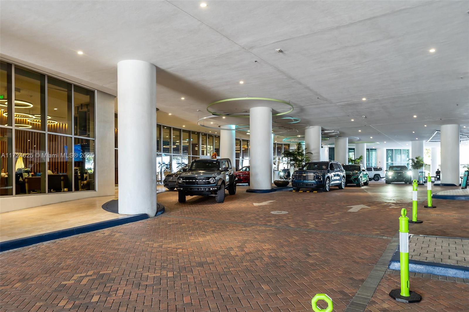 4111 SOUTH OCEAN DRIVE CO - Residential