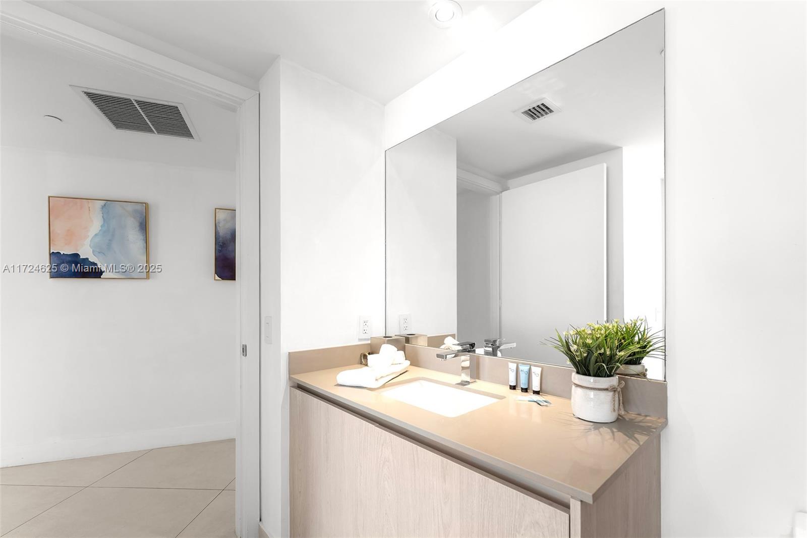 4111 SOUTH OCEAN DRIVE CO - Residential