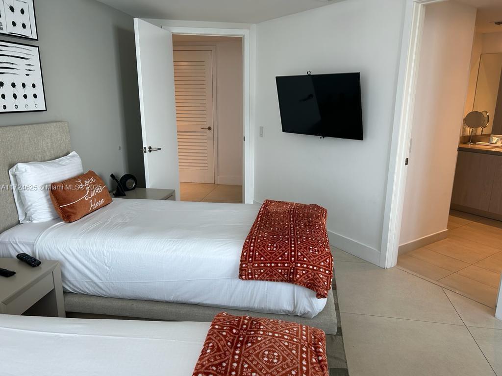 4111 SOUTH OCEAN DRIVE CO - Residential