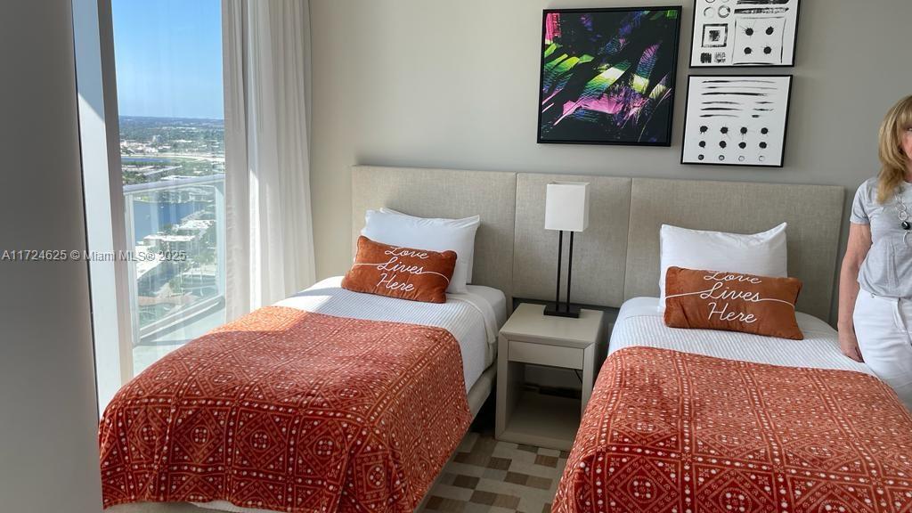 4111 SOUTH OCEAN DRIVE CO - Residential