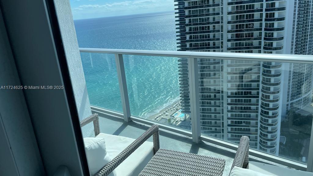 4111 SOUTH OCEAN DRIVE CO - Residential