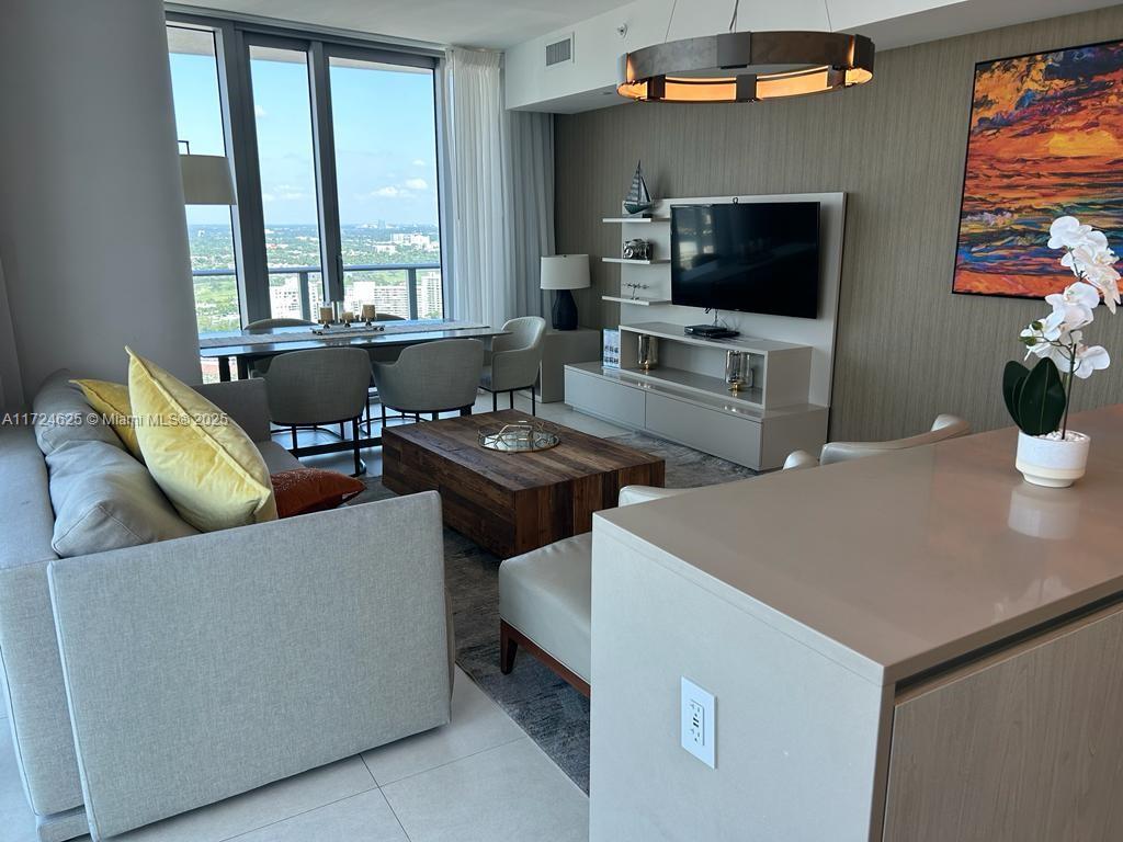 4111 SOUTH OCEAN DRIVE CO - Residential