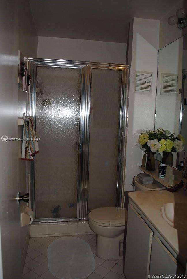 DORAL PK CO CLUB VILLAS C - Residential