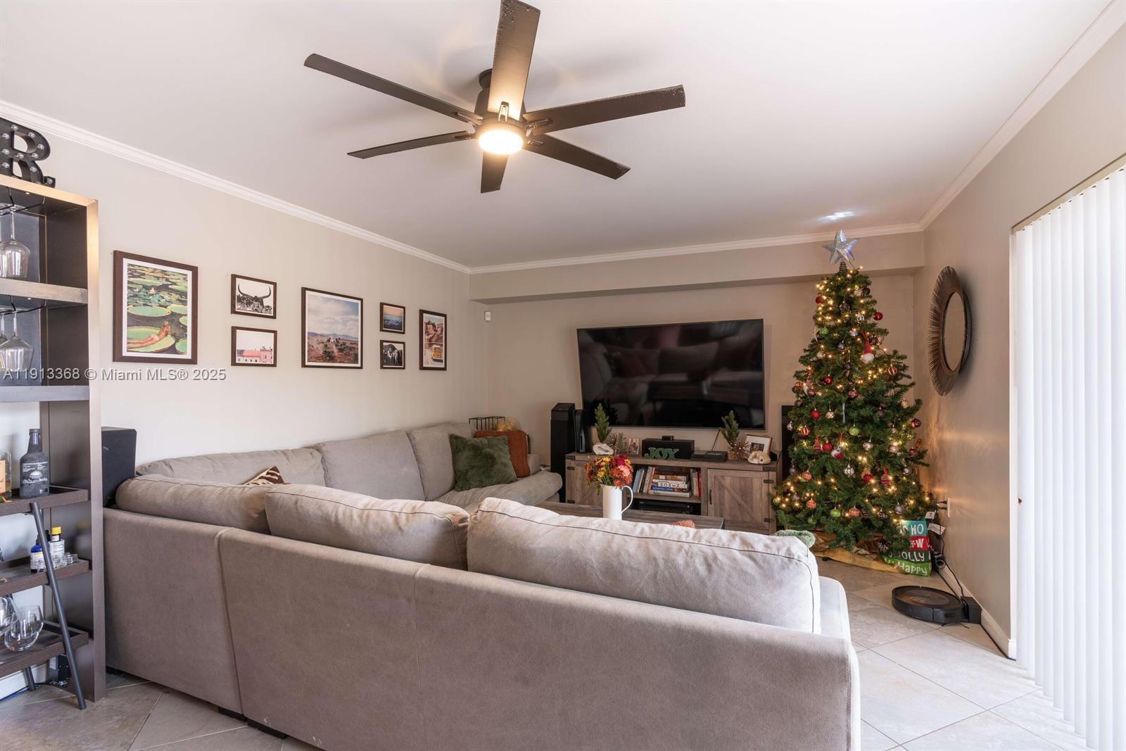 HERITAGE VILLAGE OF P B L - Residential