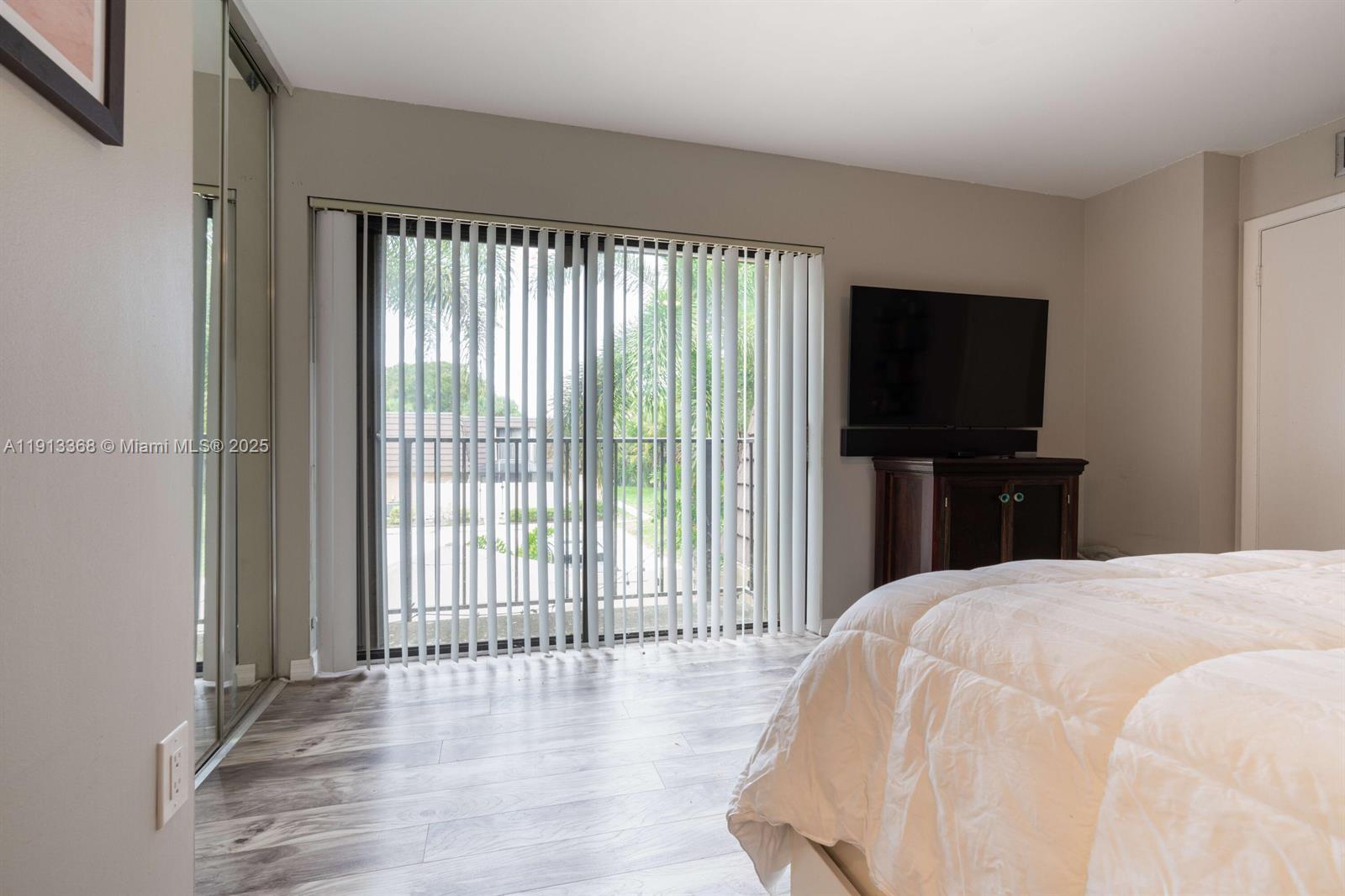 HERITAGE VILLAGE OF P B L - Residential