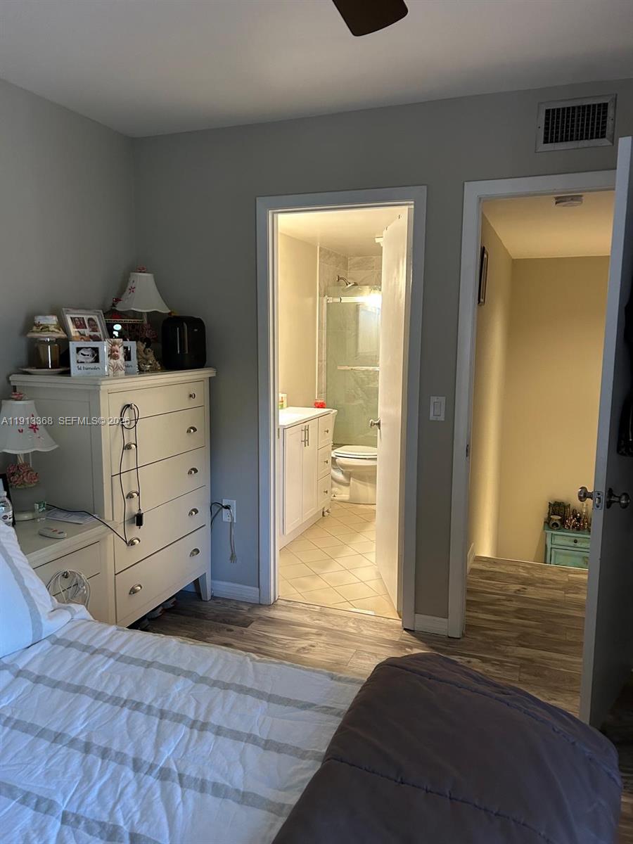 HERITAGE VILLAGE OF P B L - Residential