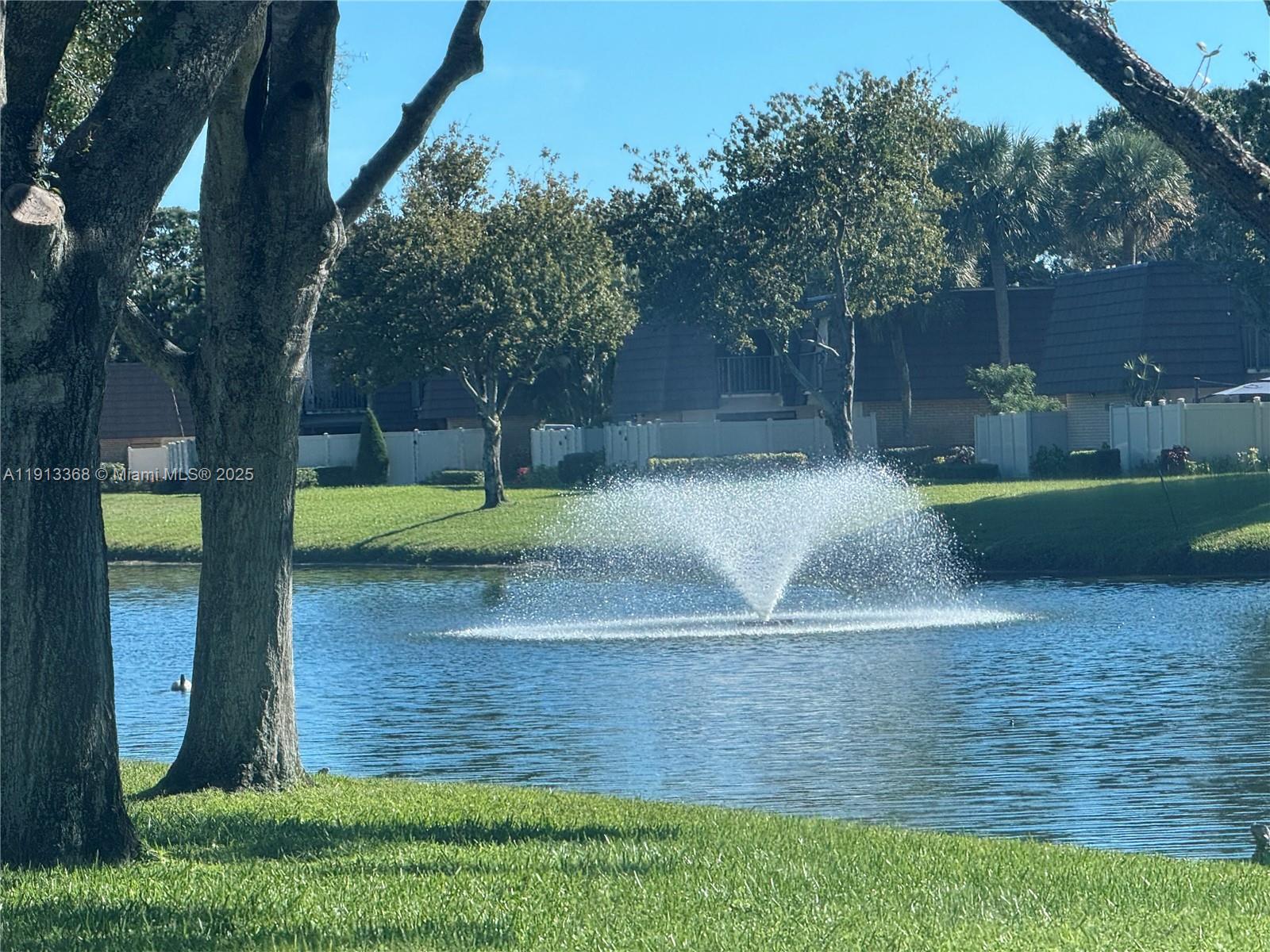 HERITAGE VILLAGE OF P B L - Residential