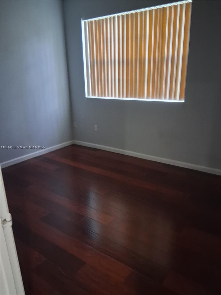 671 NW 42nd Ave 671