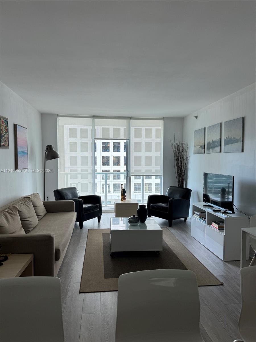 500 Brickell Ave 1704