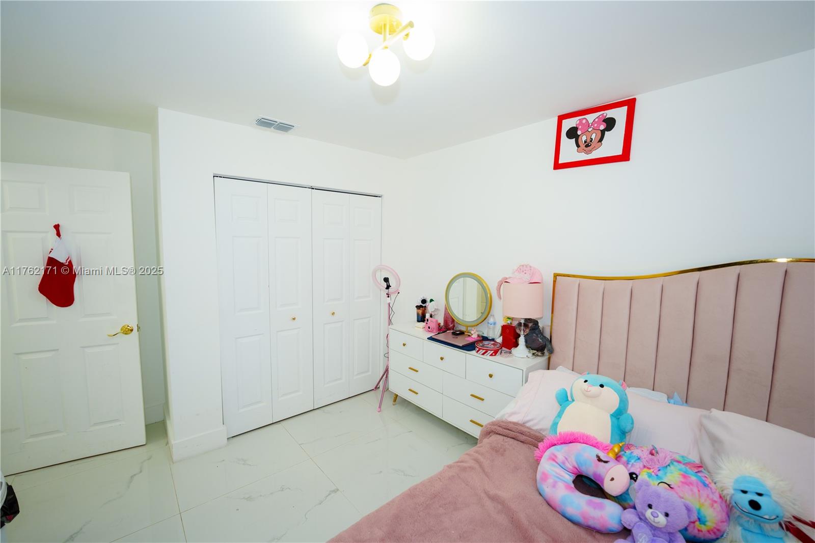 LAKES BY THE BAY SEC 5 - Residential