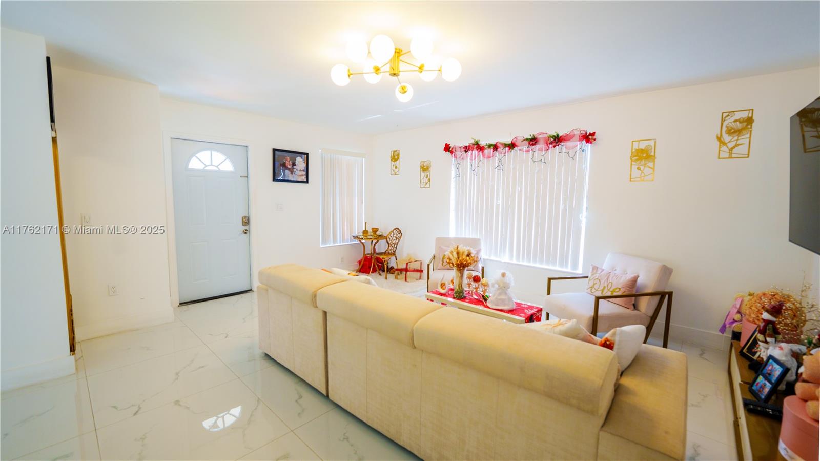 LAKES BY THE BAY SEC 5 - Residential