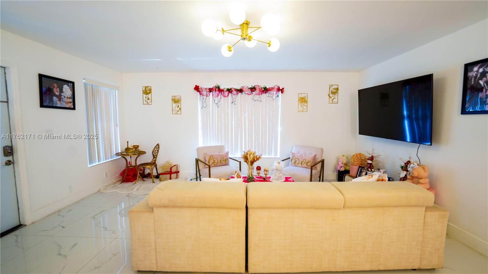 LAKES BY THE BAY SEC 5 - Residential