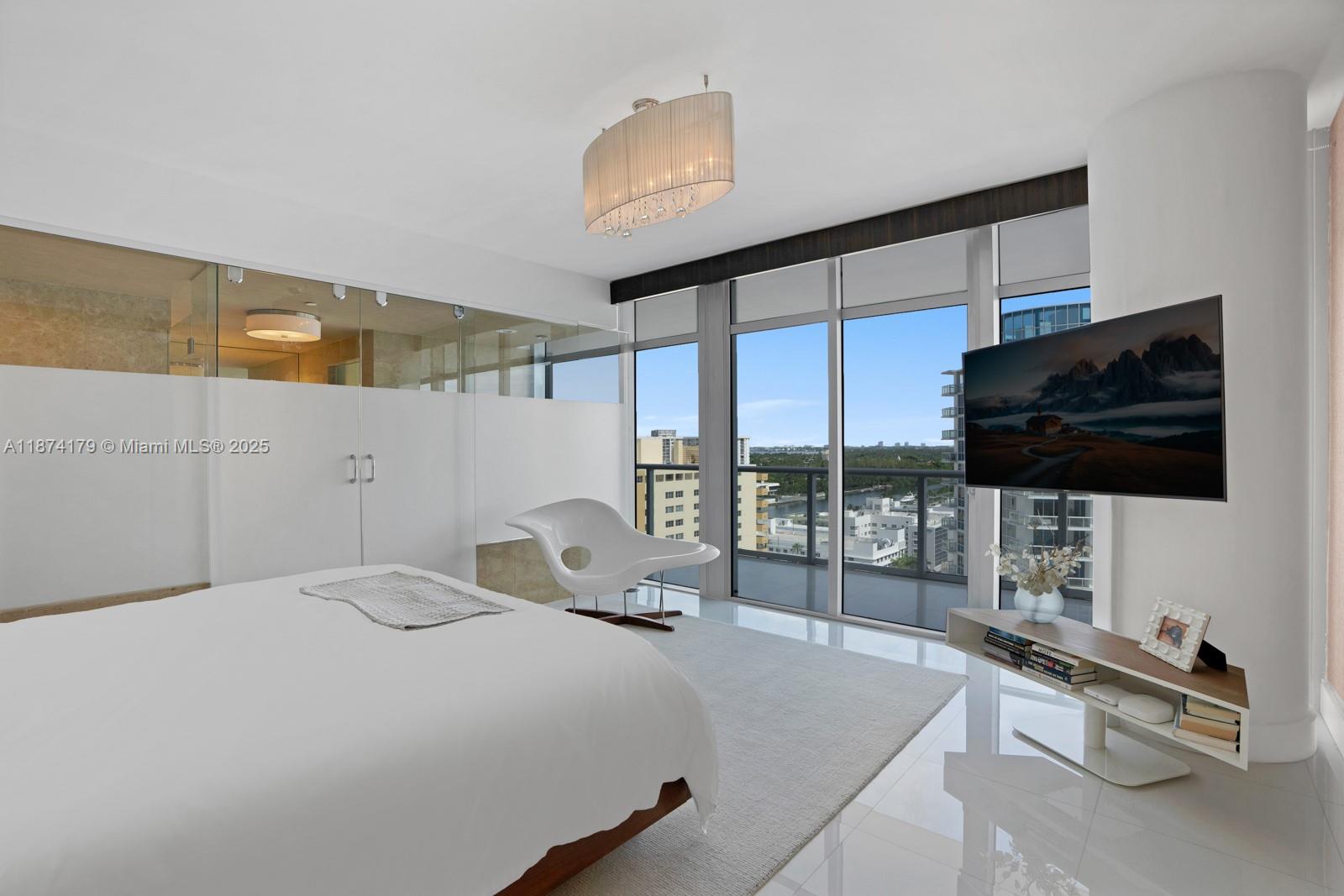 THE CARIBBEAN CONDO - Residential