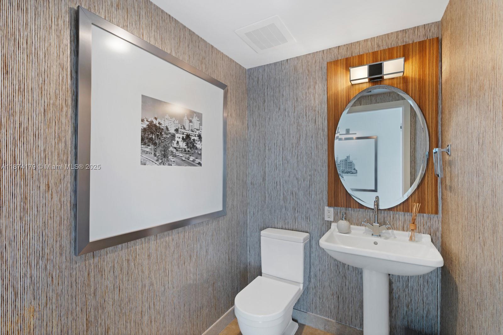 THE CARIBBEAN CONDO - Residential