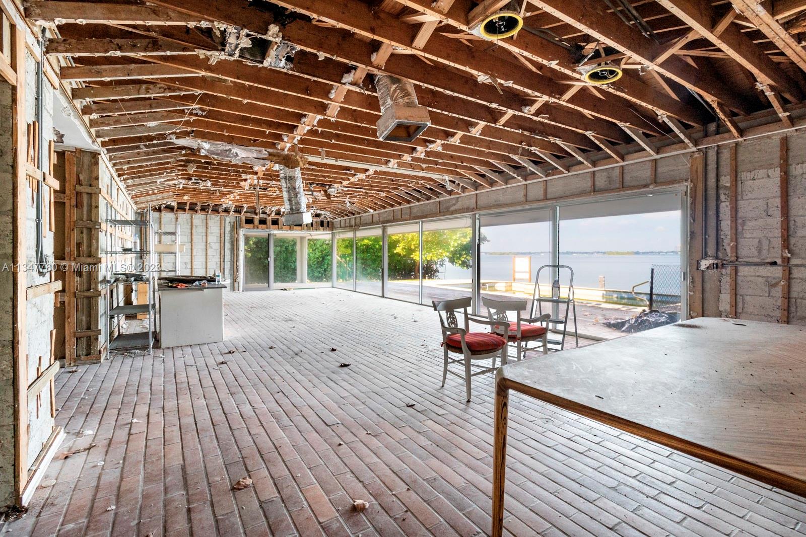 NORMANDY GOLF COURSE - Residential