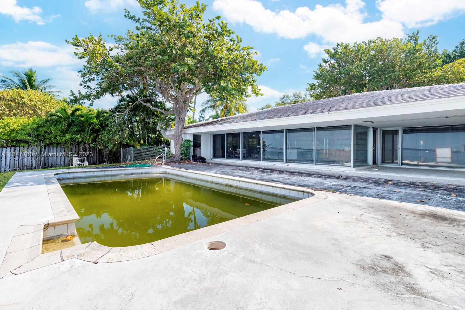 NORMANDY GOLF COURSE - Residential