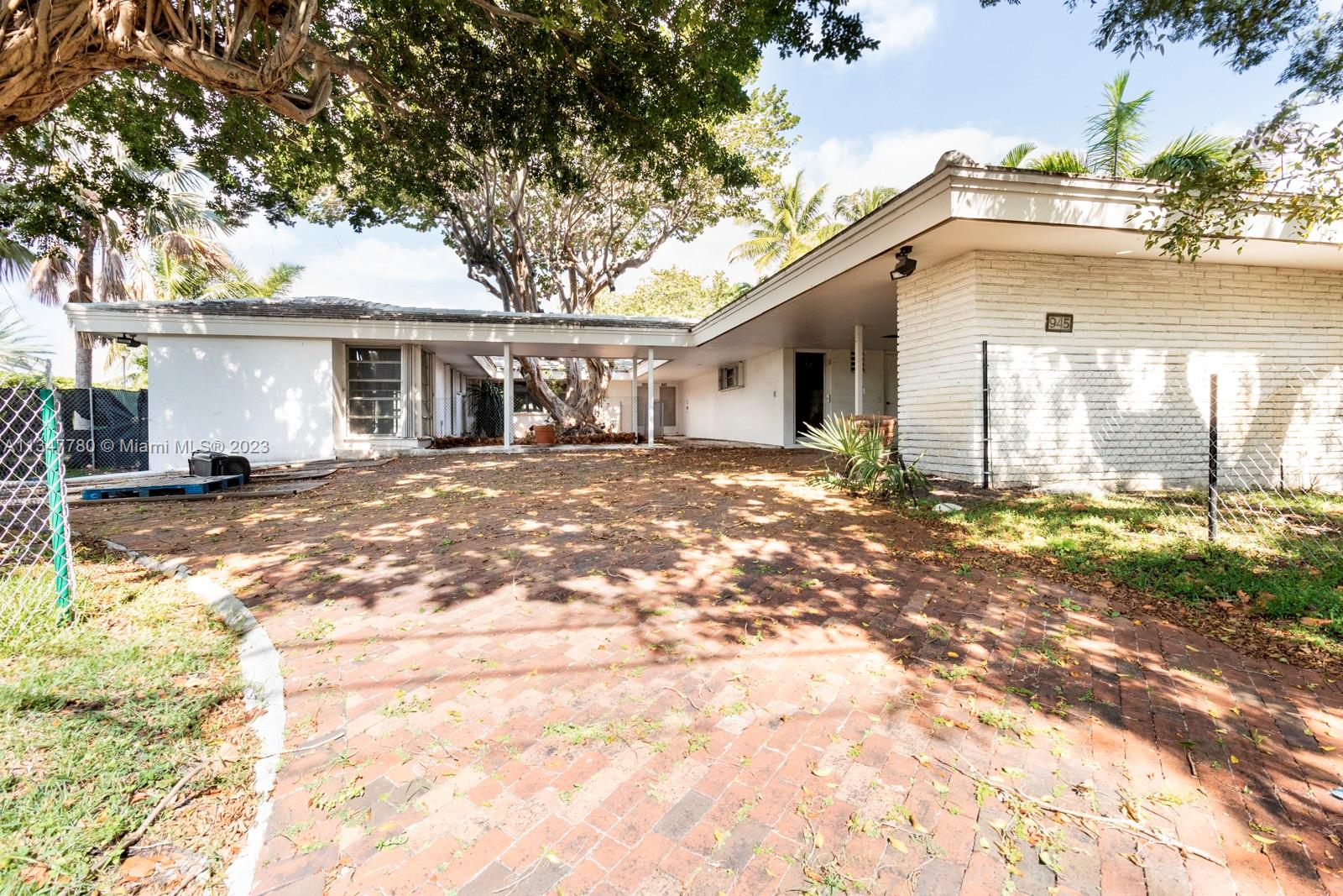 NORMANDY GOLF COURSE - Residential