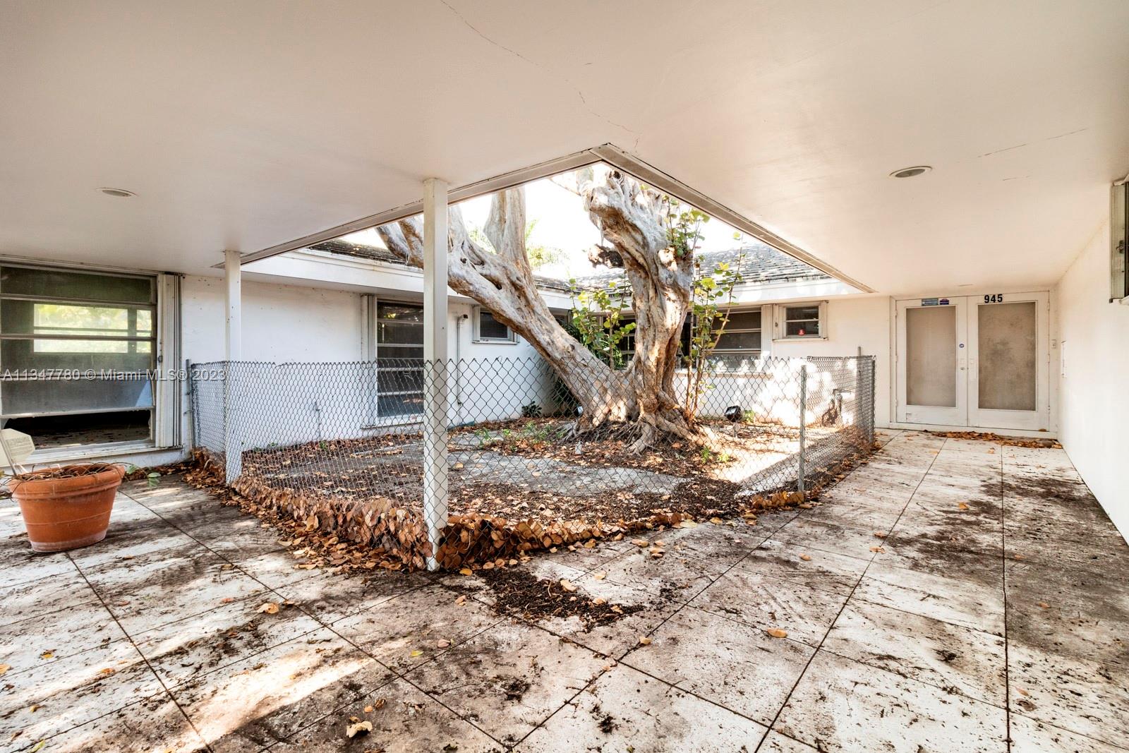 NORMANDY GOLF COURSE - Residential