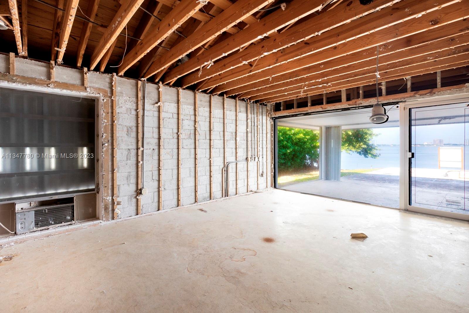 NORMANDY GOLF COURSE - Residential