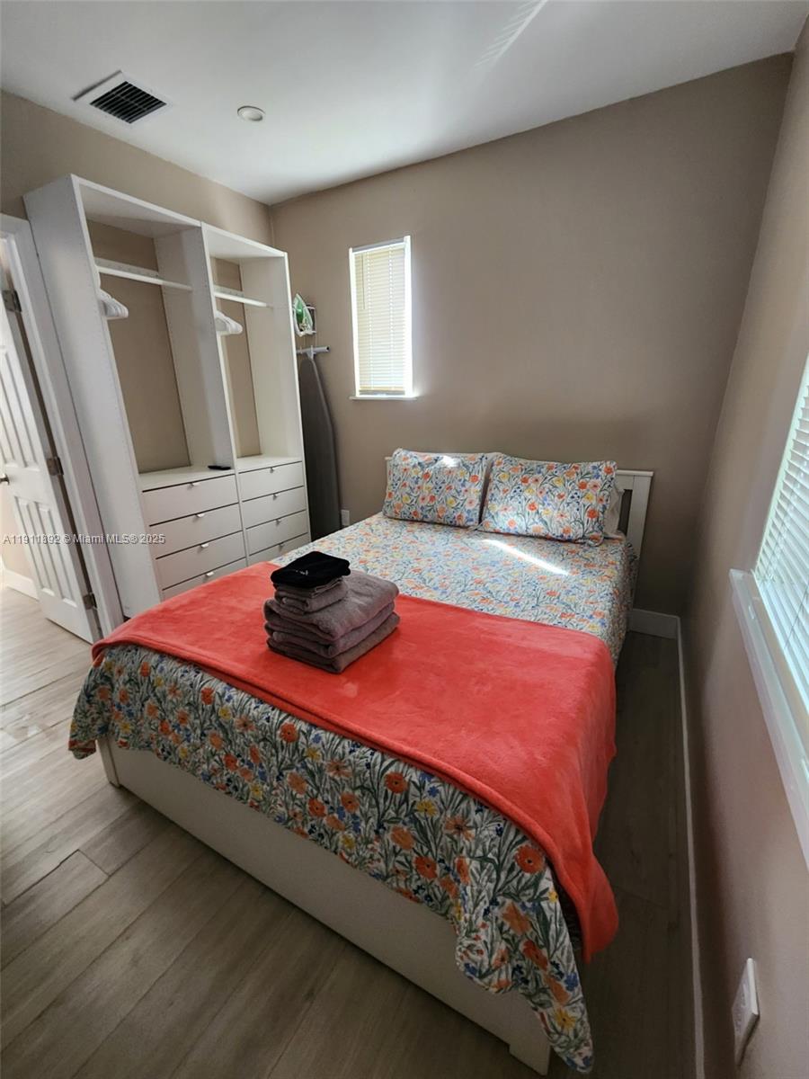 LAWRENCE ESTATE EAST ADDN - Residential Income