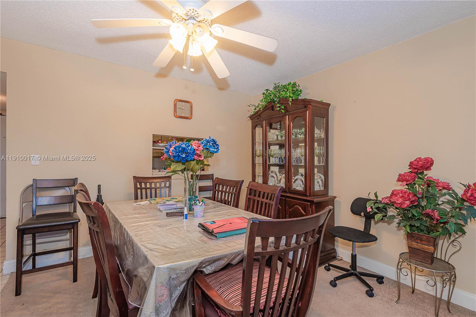 SOMERSET AT LAUDERDALE LA - Residential